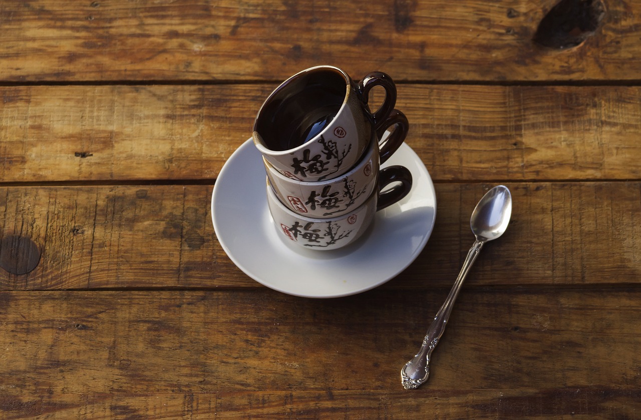 Gift Ideas for the Ceramic Lover in Your Life